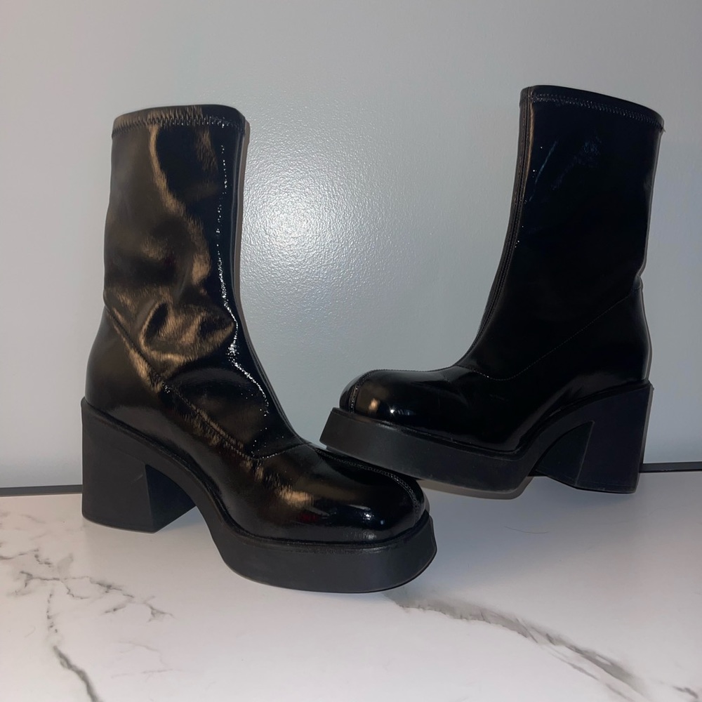 Call It Springs Women Platform Sock Boots Size 9